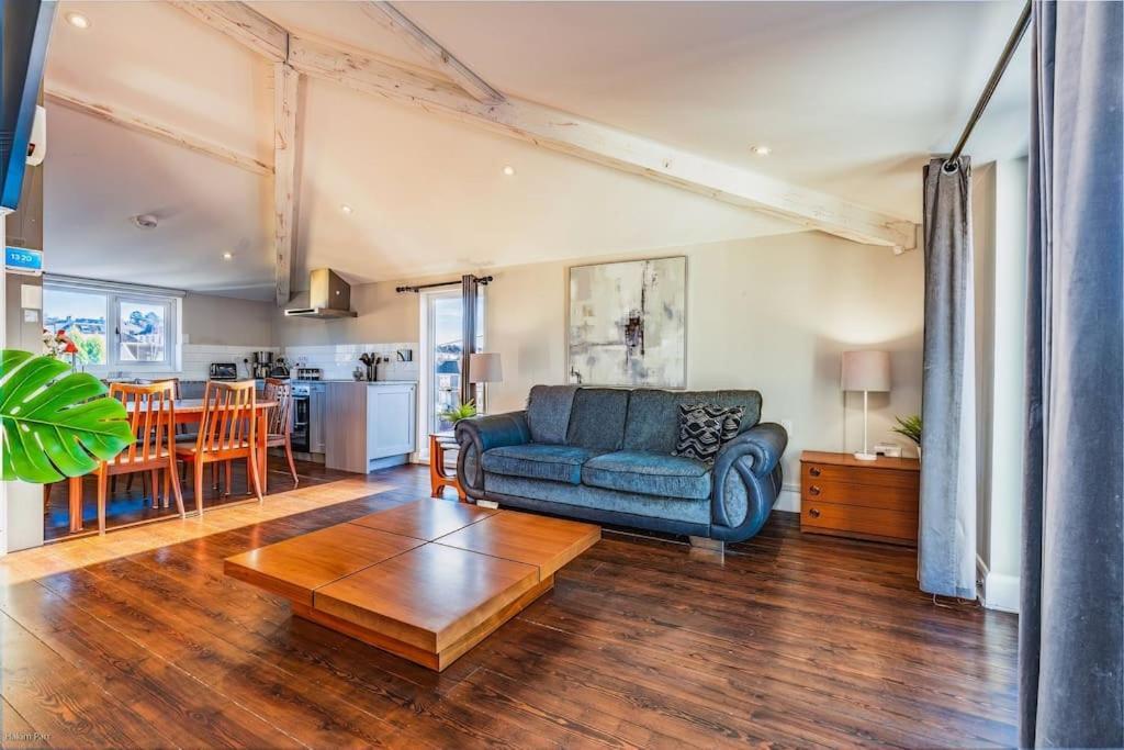 Smart-Home In Original Victorian Building بريستول المظهر الخارجي الصورة